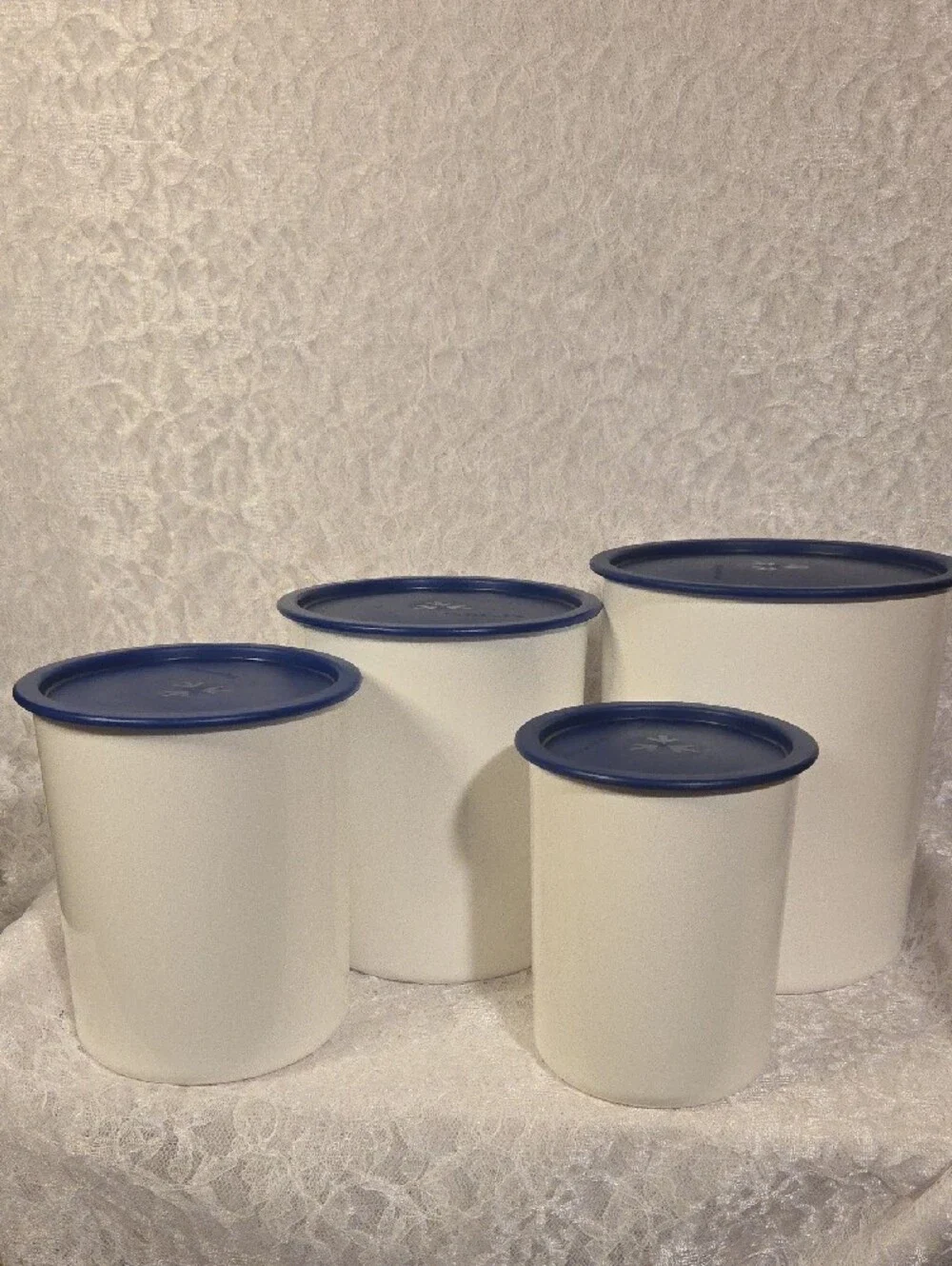 Tupperware one touch
